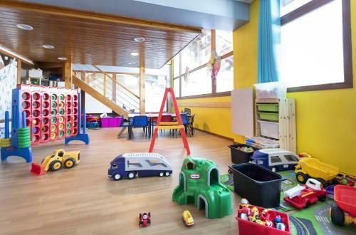 Hotel H�tel Club Mmv Les 2 Domaines