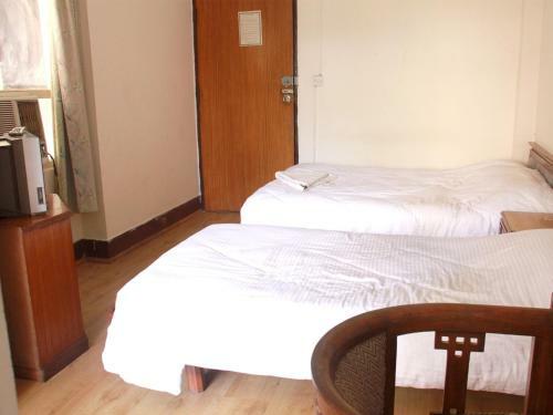 Hotel Trekkers Home