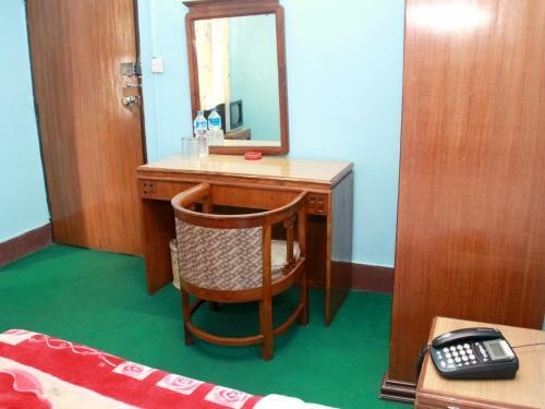 Hotel Trekkers Home