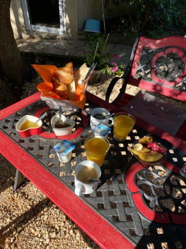 Studio Au Pont Du Gard Chez Valerie Payre