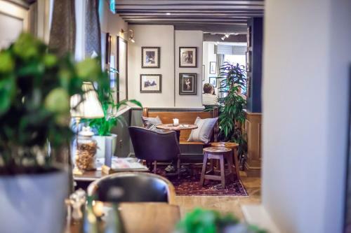 Hotel The Bell - Brunning And Price