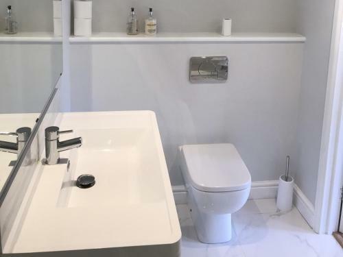 Hostal Glebe House