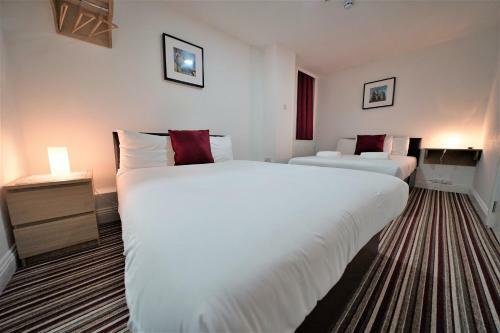 Hostal Tbh Guest House