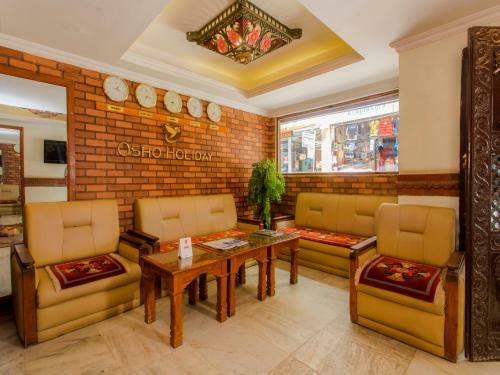 Hotel Osho Holiday Inn