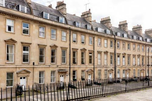 Luxury Two Floor Central Duplex Apartment Free Parking