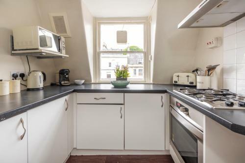 Apartamento Luxury Loft In Central Bath Free Parking