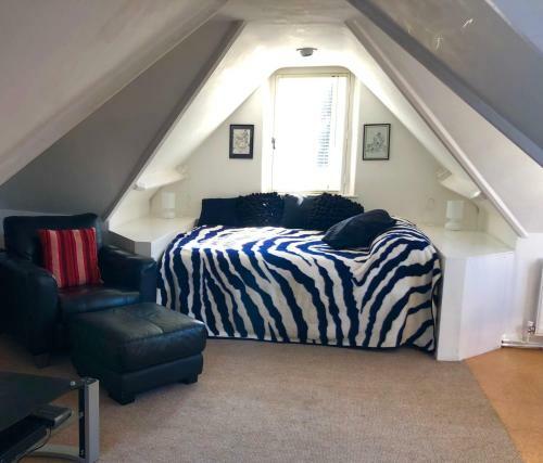 Apartamento Skylight Loft - Unique Flat In Gothic Victorian Villa