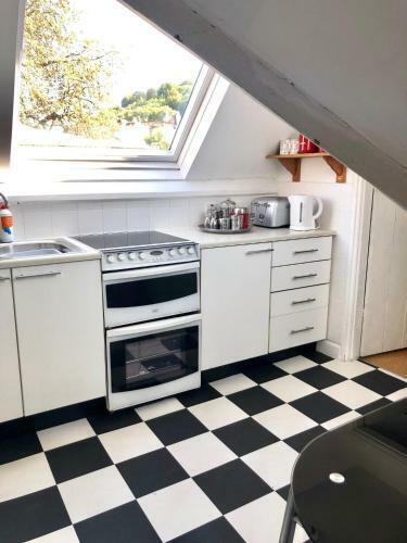 Apartamento Skylight Loft - Unique Flat In Gothic Victorian Villa