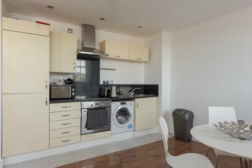 Bedford Town Centre 2 Bedroom Apartment