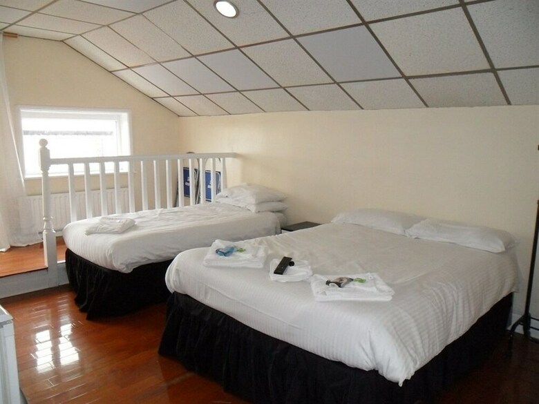 The Beach Hotel And Apartments