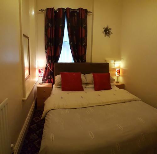 Norwyn Court Holiday Apartments