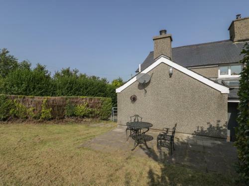 5 Bryn Tirion