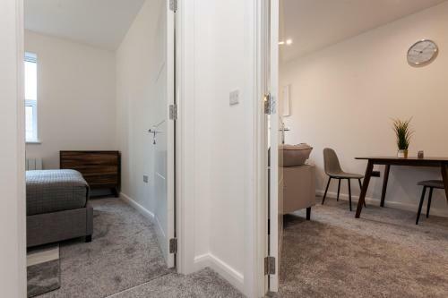 Modern 1 Bedroom Apartment In Bolton