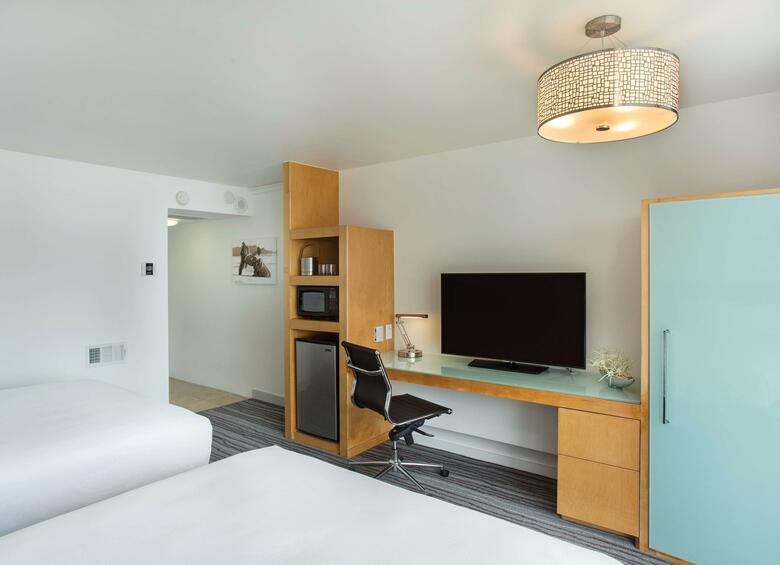Hotel Naniloa Volcanoes Resort