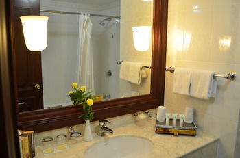 Hotel Cambodiana