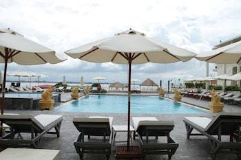 Hotel Cambodiana