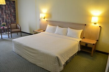Hotel Cambodiana