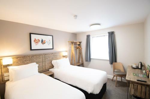Hotel Paisley Pear, Brackley By Marston's Inns