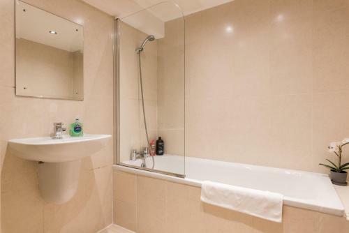 Trafalgar House Apartment Two