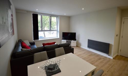A Brand New Modern 2-bed Apartment In Bedminster