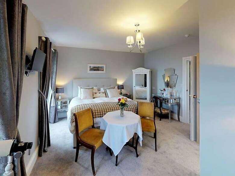 Bed & Breakfast Ranscombe House
