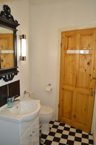Hargate Hall - Eyam