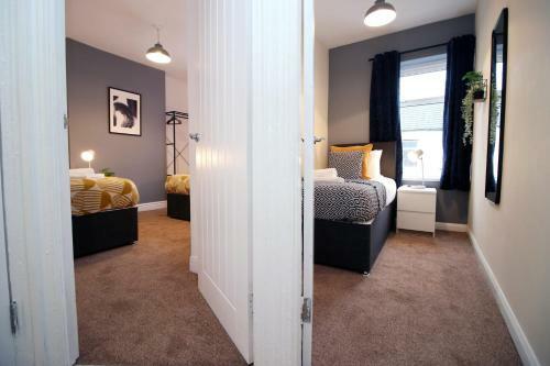 Adamsdown Lodge By Staybc