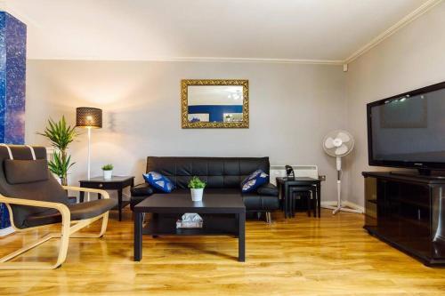 Apartamento Stunning 2bd - Cardiff Bay Walk Central, Sleeps 6