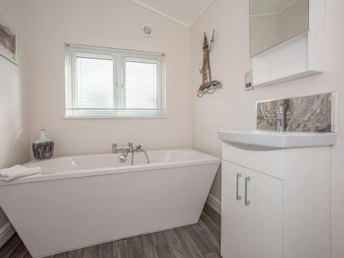 Sherwood 12 (Gold 2 Bedroom)