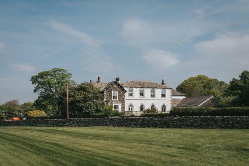 Hostal Cartmel Old Grammar Country House