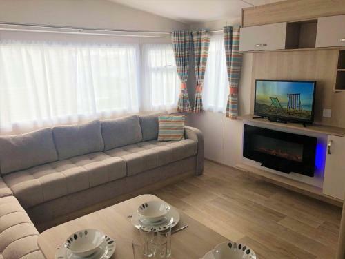 Willow Superior Holiday Home