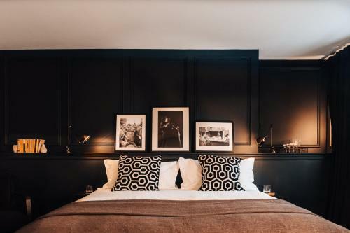 Cult Hotels The George Cheltenham
