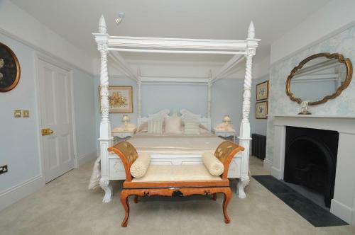The Quays Mansion In Christchurch
