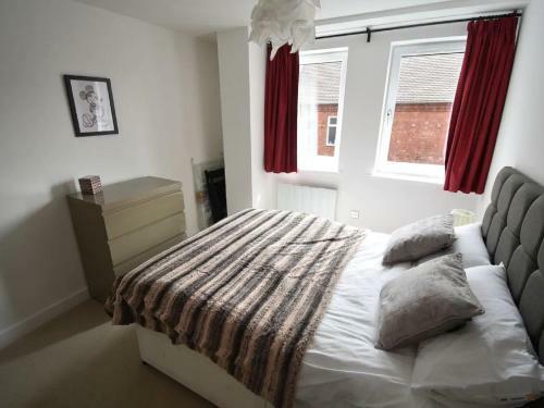 Simplistic Apartment In Coventry Near Herbert Art Gallery
