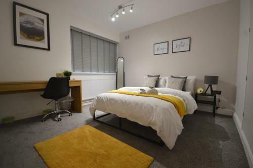 Luxury 3 Bedroom Ground Floor Apartment - Coventry