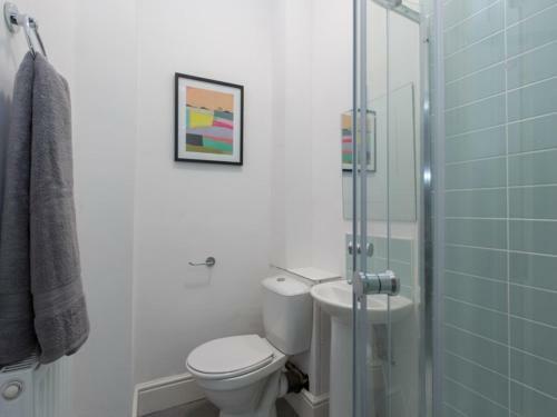 Hostal Townhouse @ 166 Ruskin Road Crewe