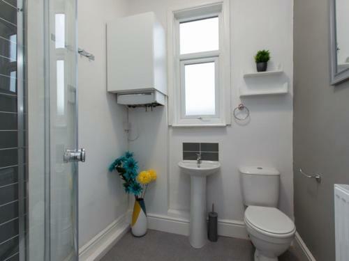 Hostal Townhouse @ 166 Ruskin Road Crewe