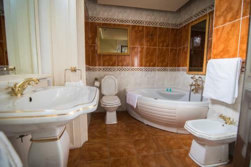 Astley Bank Hotel