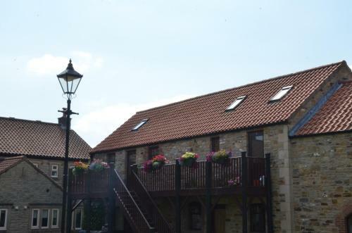 Plawsworth Hall Serviced Cottages And Apartments