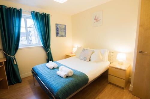 241 Fabulous Three Bedroom Apartment On The Second Floor With Parking