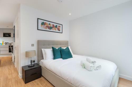 Altido Brand New Studio Apartment With Castle View