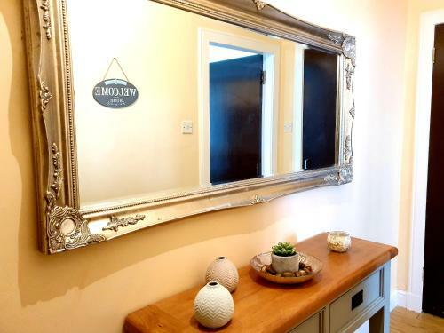 Apartamento Airy, Studio In The Heart Of West End
