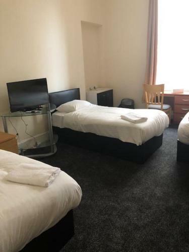 Bed & Breakfast Renfrew Rooms At City Centre