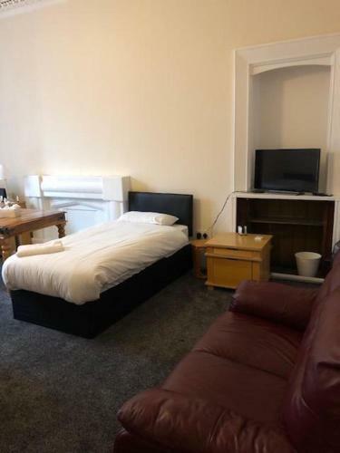 Bed & Breakfast Renfrew Rooms At City Centre