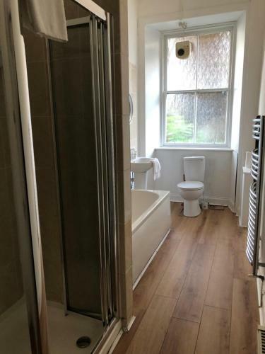 Bed & Breakfast Renfrew Rooms At City Centre