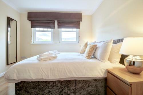 South Side Pleasance Apartment
