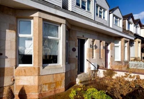 Warm And Welcoming Villa Perfect Home From Home