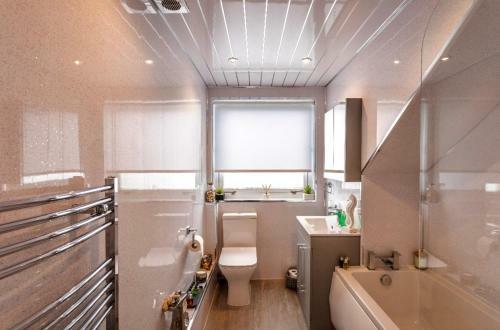 Warm And Welcoming Villa Perfect Home From Home