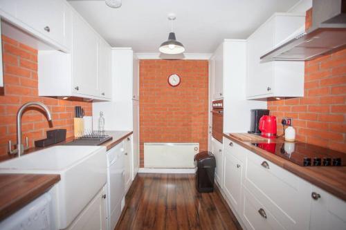 Apartamento Unique Canal Based Property Outside City Centre