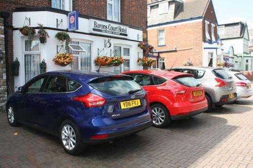 Hostal Barons Court